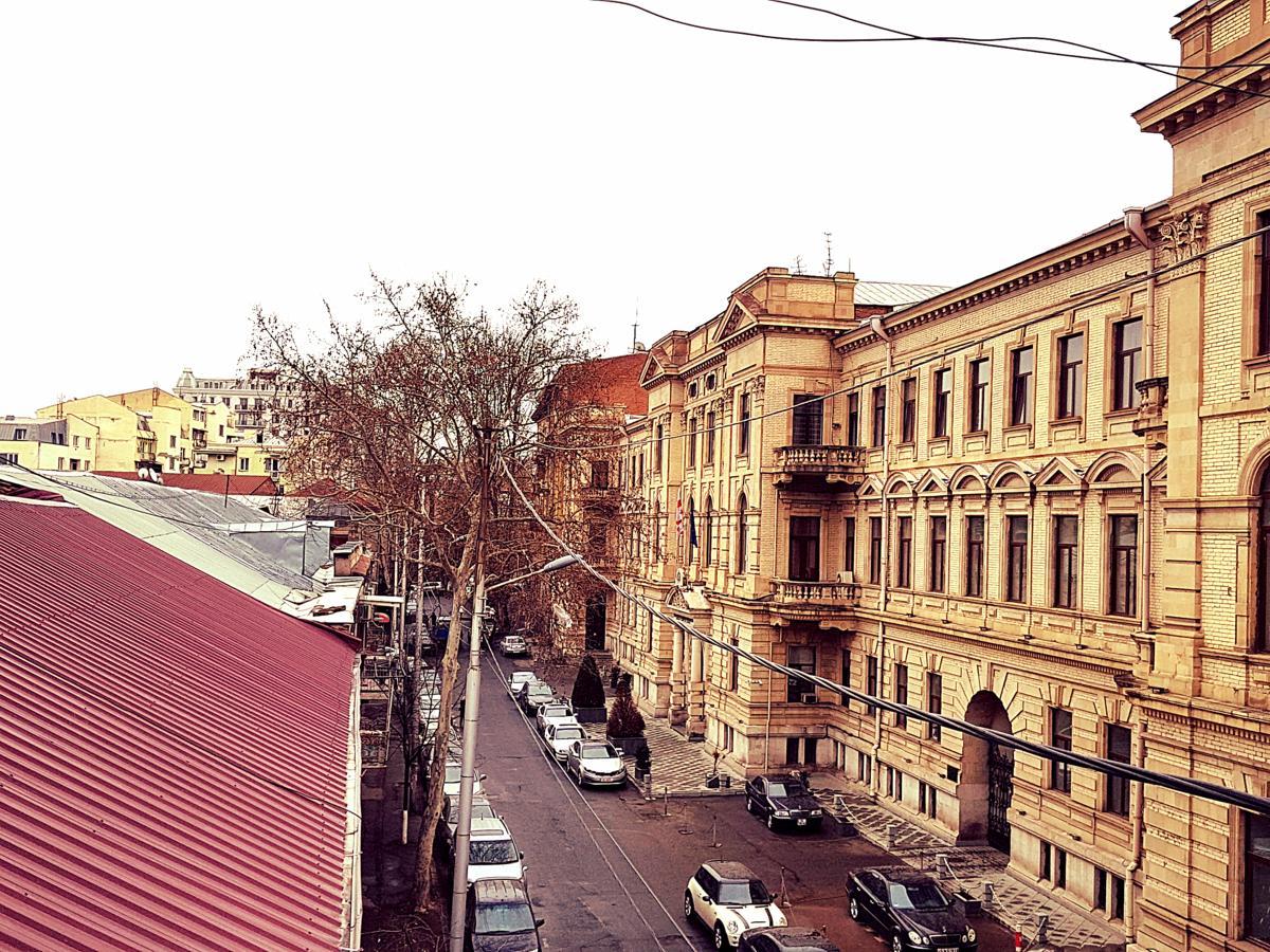 Central Location King Size Bed Tbilisi Exterior photo